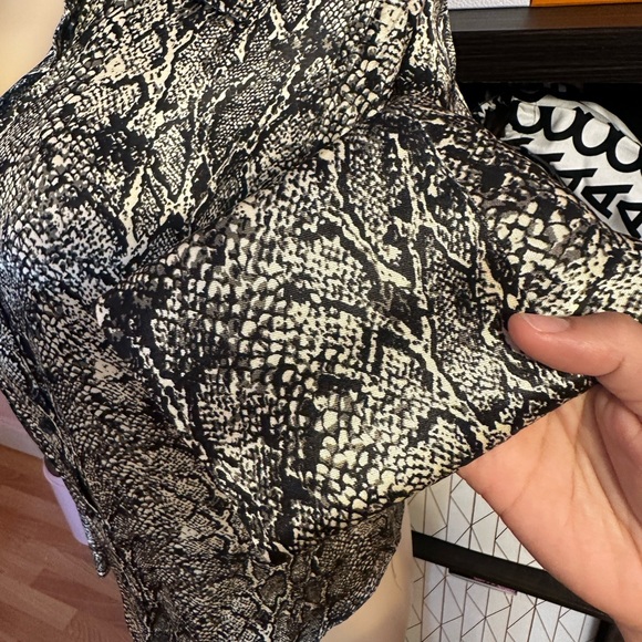 Zara Black and White Snake Print Button Down Shirt - Picture 3 of 5